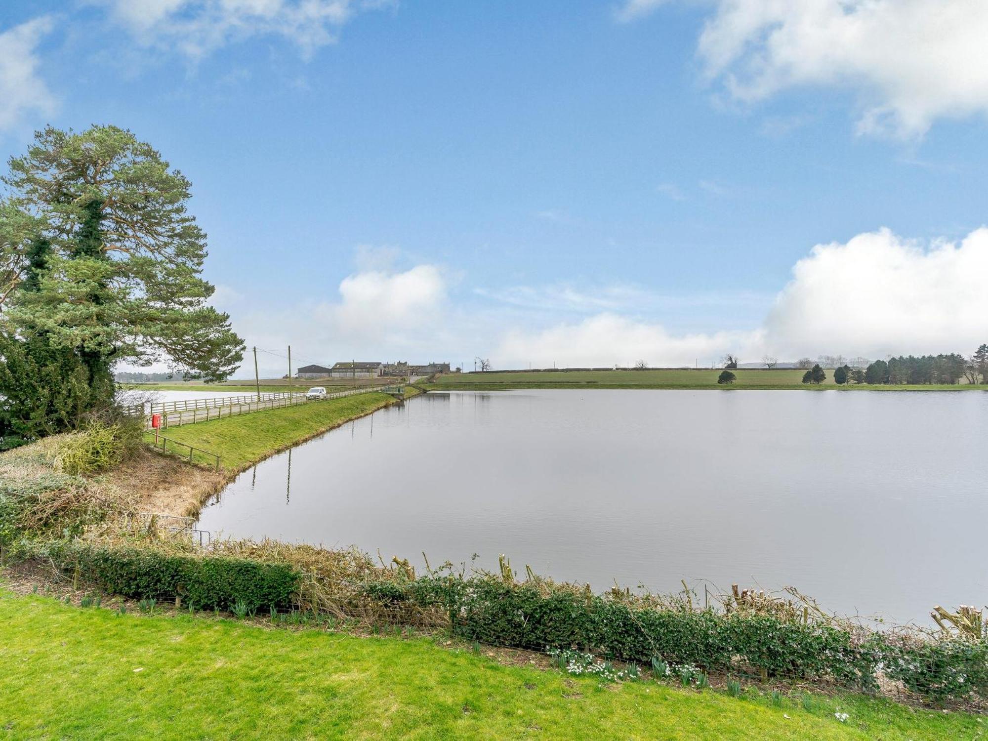 Villa Whittle Dene Reservoir House Wall Houses Exterior foto